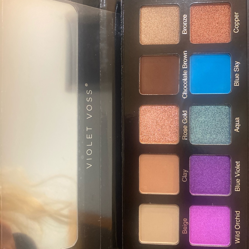 Violet Voss Essentials 2 Palette